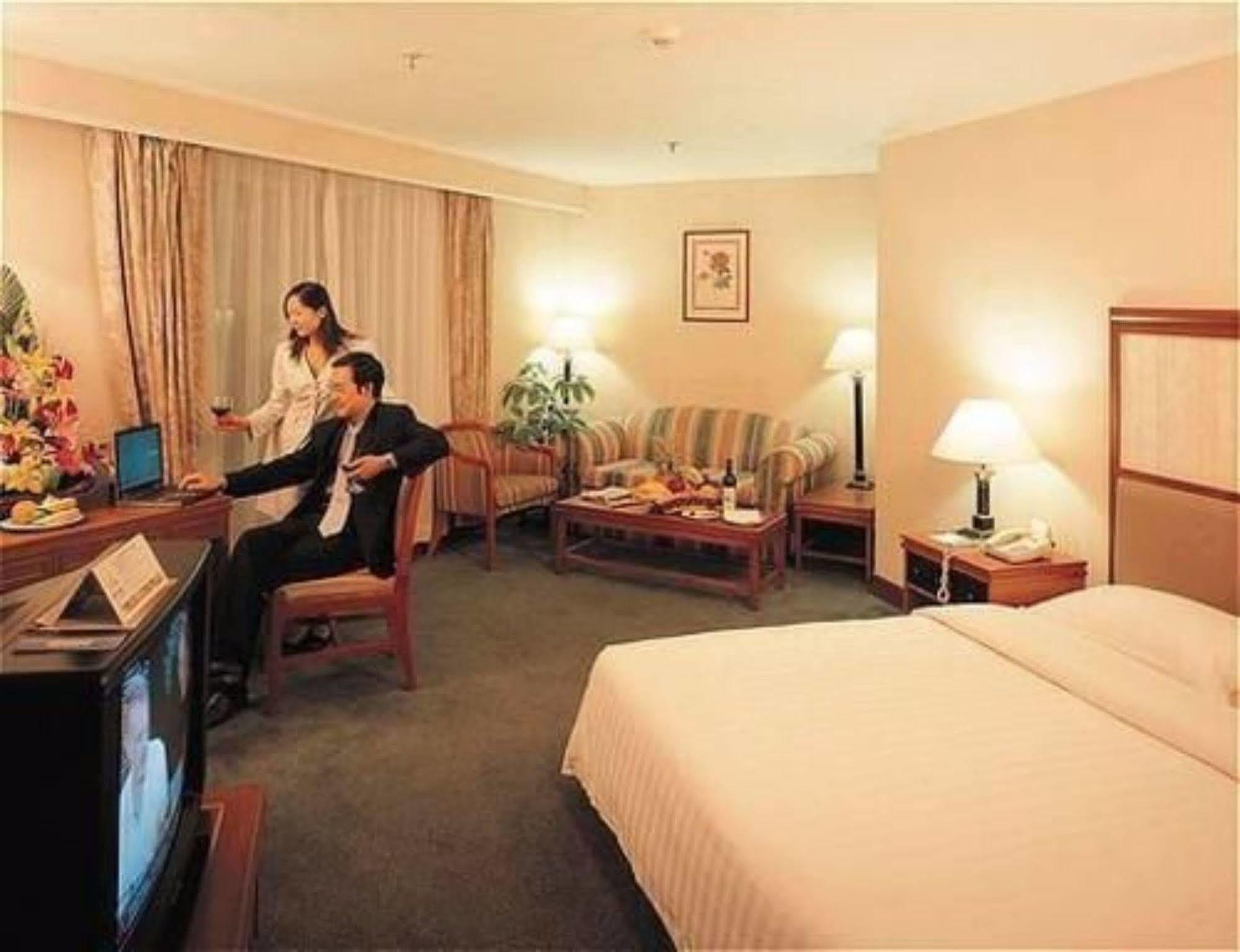 Holiday Inn Express Tianjin City Center Szoba fotó